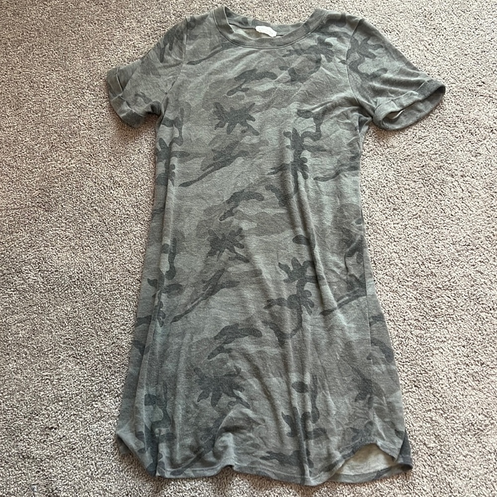 Boutique Camo Tshirt Dress - Size Large